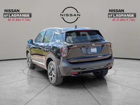 New 2026 Nissan Kicks SV image 7
