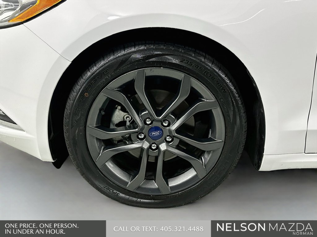 Used 2018 Ford Fusion SE w/ Equipment Group 201A FWD image 29