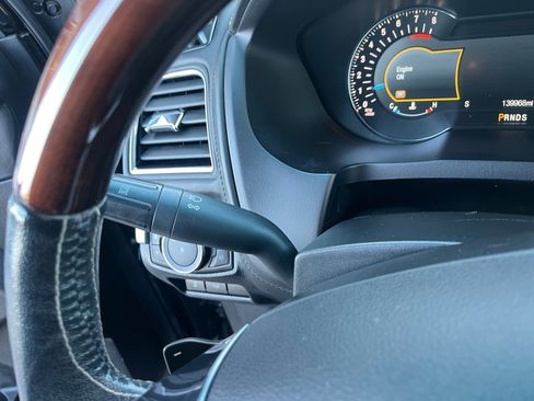 Used 2016 Ford Explorer Platinum image 12