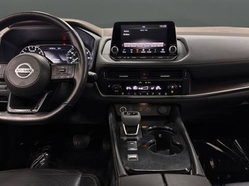 Used 2021 Nissan Rogue SL FWD image 11