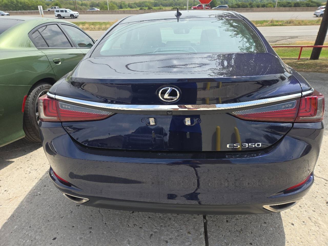 Used 2020 Lexus ES 350 w/ Premium Package FWD image 25