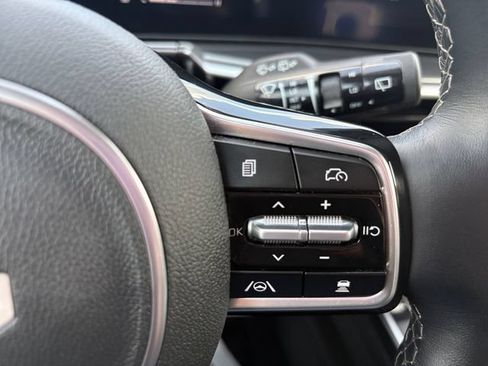 Certified 2025 Kia Sorento EX AWD/4WD image 24