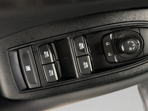 Certified 2025 Subaru Outback Wilderness AWD/4WD image 15