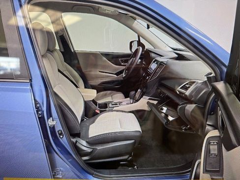 Used 2023 Subaru Forester AWD/4WD image 8