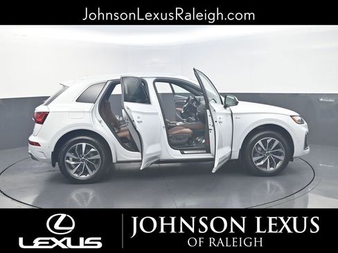 Used 2023 Audi Q5 2.0T Prestige image 25