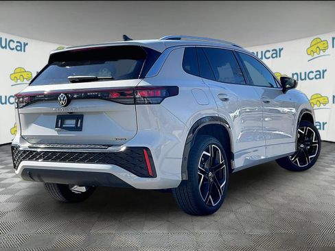 New 2026 Volkswagen Tiguan SEL R-Line image 7