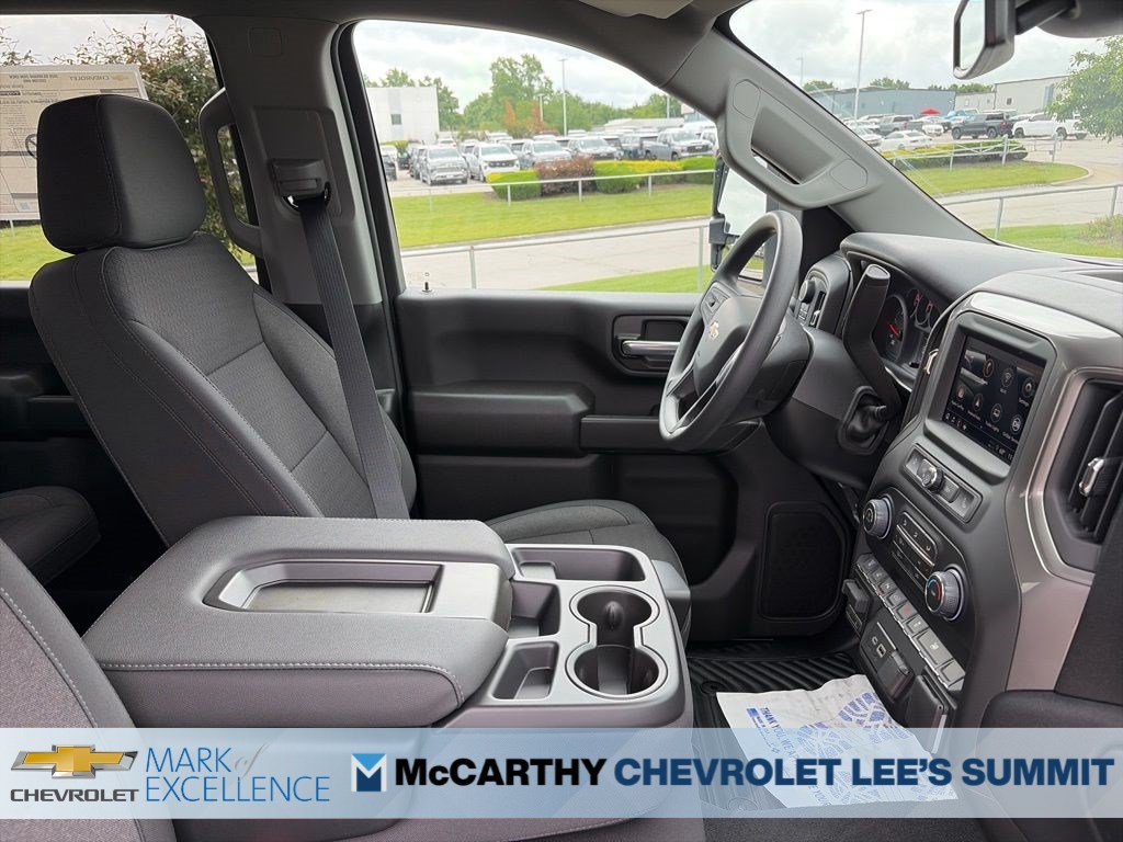 New 2026 Chevrolet Silverado 2500 Custom w/ Custom Value Package AWD/4WD image 30