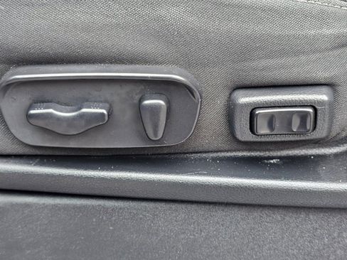 Used 2015 Nissan Titan PRO-4X image 30