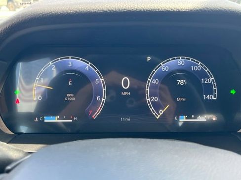 New 2025 Jeep Grand Cherokee Laredo X w/ Luxury Tech Group I image 11