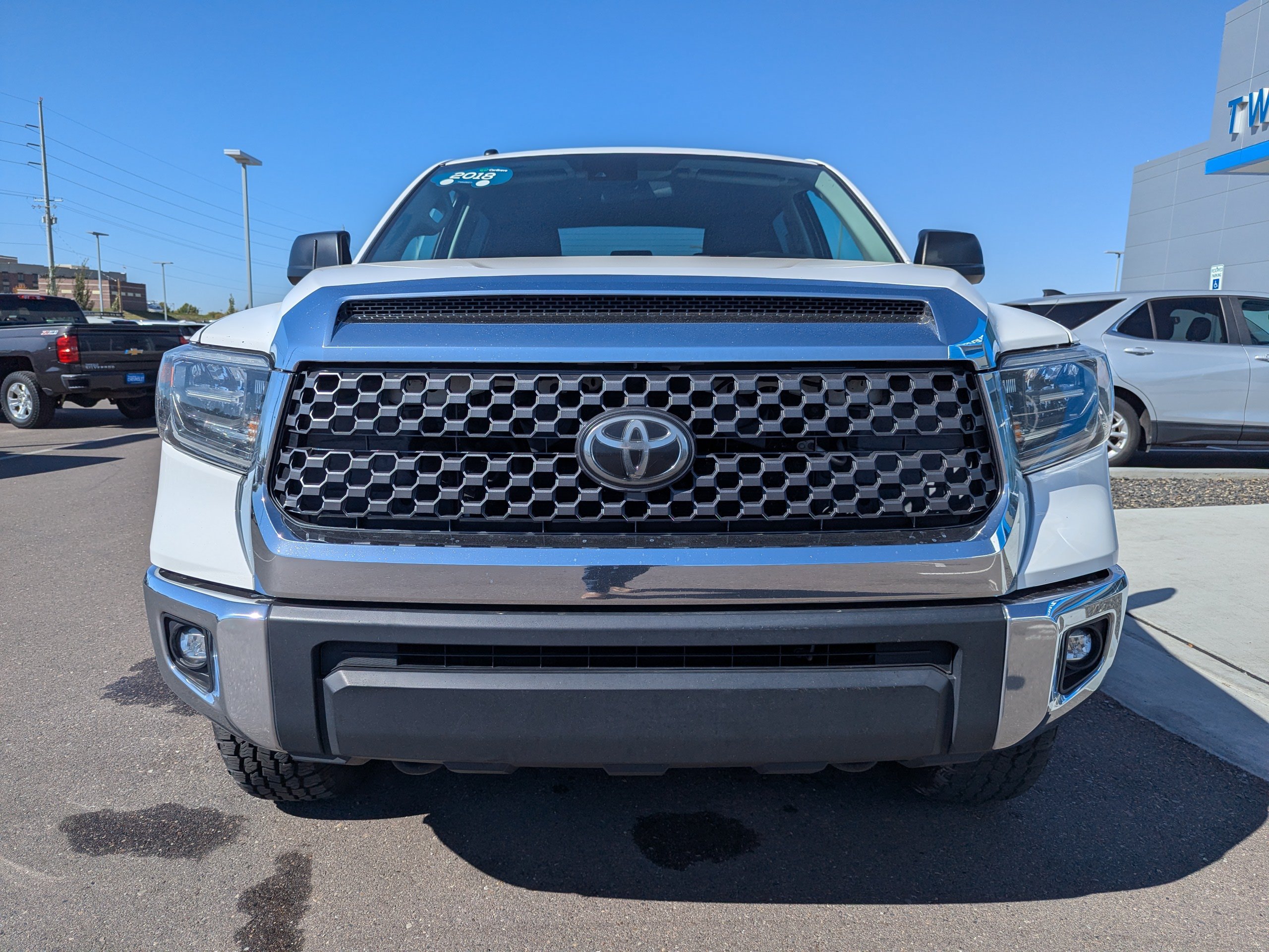 Used 2018 Toyota Tundra SR5 w/ TRD Off Road Package AWD/4WD image 4