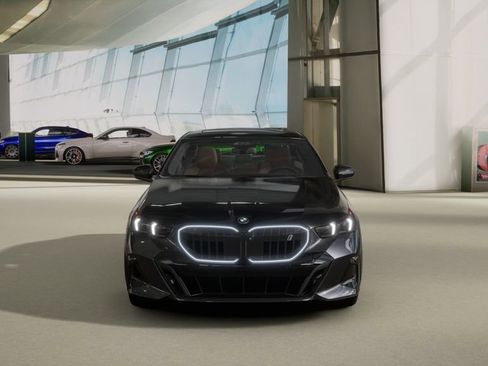 New 2026 BMW i5 eDrive40 w/ M Sport Package image 3
