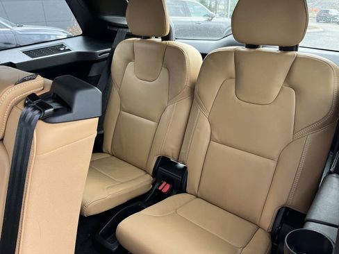 Used 2023 Volvo XC90 B6 Ultimate image 18
