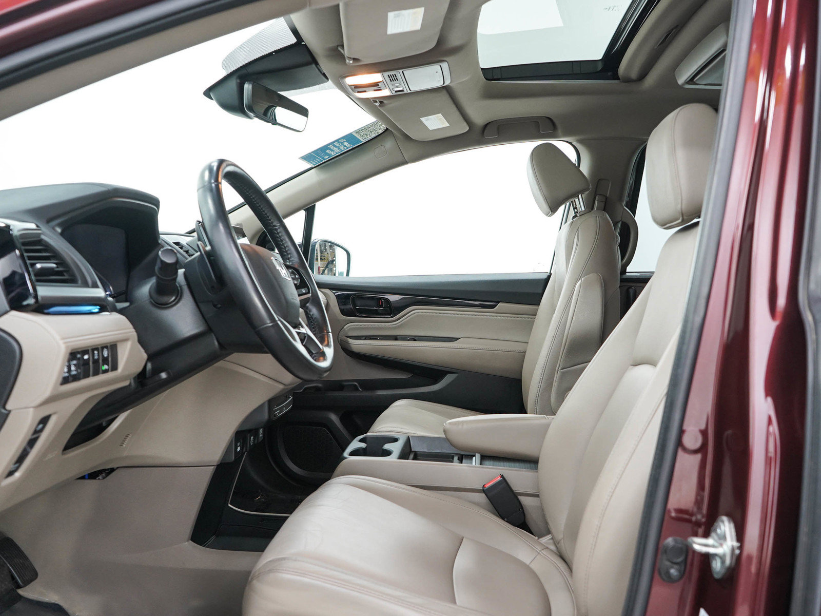 Used 2021 Honda Odyssey Touring image 25