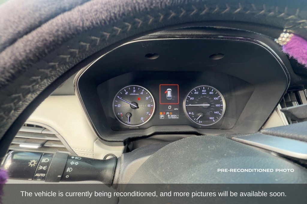 Used 2020 Subaru Outback Premium AWD/4WD image 16
