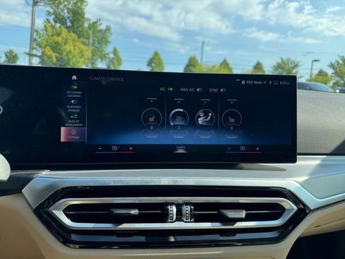 Used 2023 BMW M340i xDrive AWD/4WD image 18
