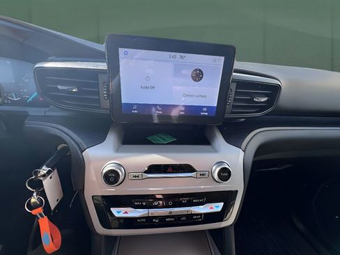 Used 2023 Ford Explorer 4WD image 16