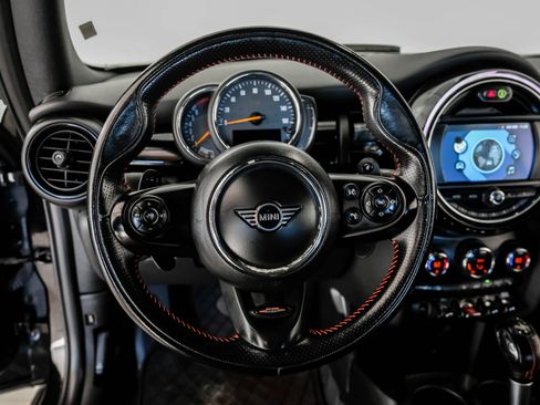 Used 2019 MINI Cooper S image 12