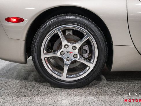 Used 2002 Chevrolet Corvette Convertible w/ Preferred Equipment Group2 image 11