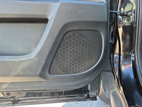 Used 2018 Honda Ridgeline Black Edition image 13
