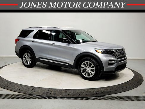 Used 2023 Ford Explorer Limited image 1