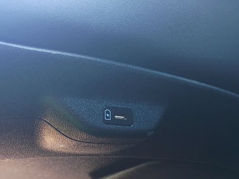 Certified 2023 Kia EV6 Wind RWD image 19