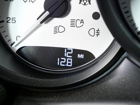 New 2026 Porsche Macan GTS image 12