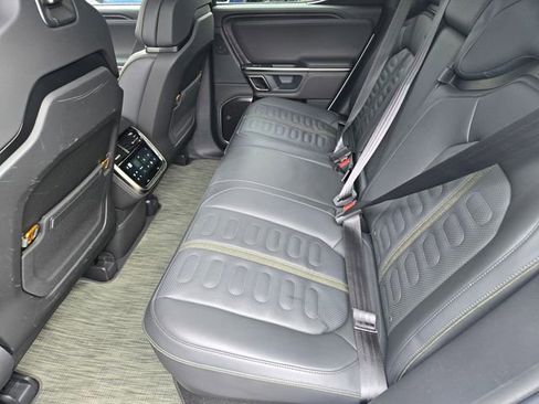 Used 2024 Rivian R1T Adventure image 39