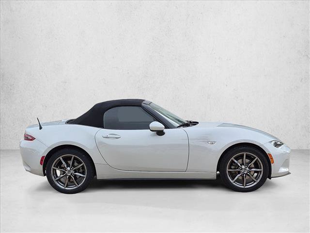 Used 2016 MAZDA MX-5 Miata Grand Touring RWD image 4