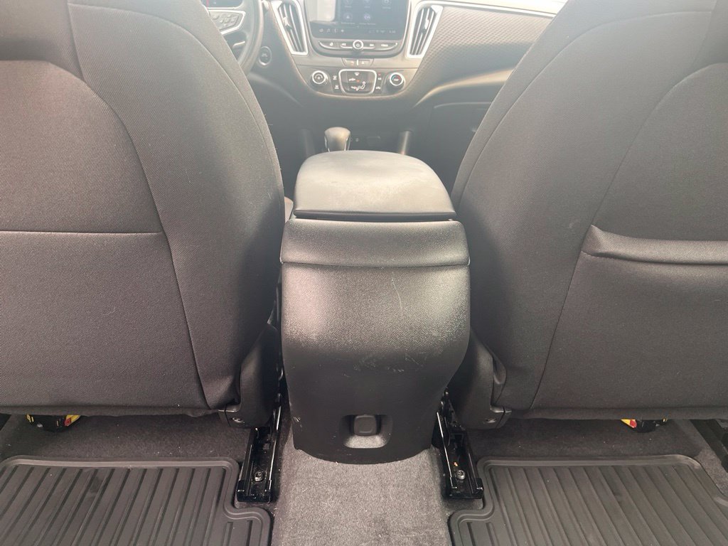 Used 2023 Chevrolet Malibu LS FWD image 28