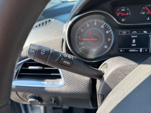 Used 2017 Chevrolet Cruze LS image 21