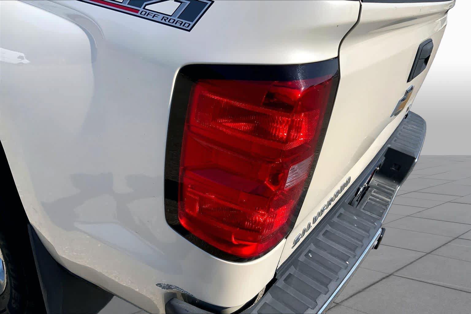 Used 2014 Chevrolet Silverado 1500 LTZ Z71 w/ LTZ Plus Package AWD/4WD image 28
