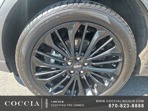 Certified 2023 Lincoln Corsair AWD w/ Equipment Group 101A image 6