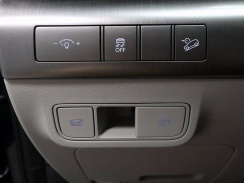 Certified 2024 Hyundai Kona Limited AWD/4WD image 29