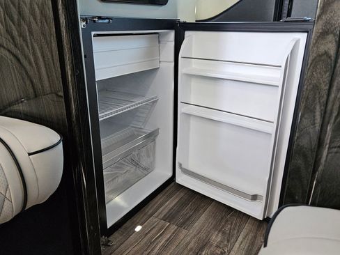 New 2025 Mercedes-Benz Sprinter 3500 image 52