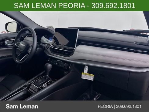 New 2026 Jeep Compass Limited image 27