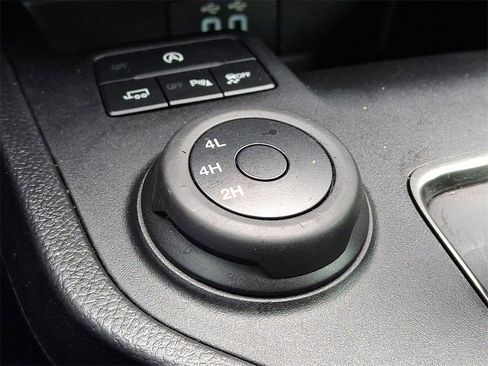 Used 2019 Ford Ranger XLT w/ Equipment Group 301A Mid image 26