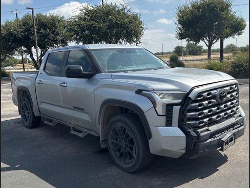 Used 2024 Toyota Tundra SR5 w/ SR5 Premium Package AWD/4WD image 5