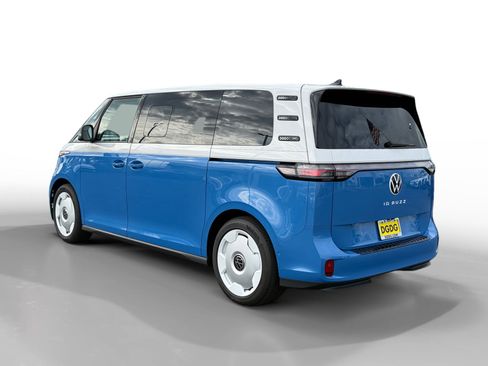 New 2025 Volkswagen ID. Buzz 1st Edition image 3