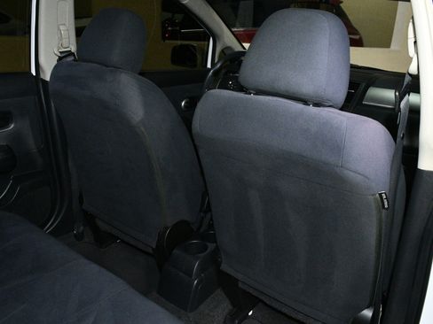 Used 2009 Nissan Versa 1.8 S w/ PWR Pkg image 16