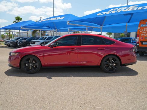 Used 2025 Honda Accord Sport image 10