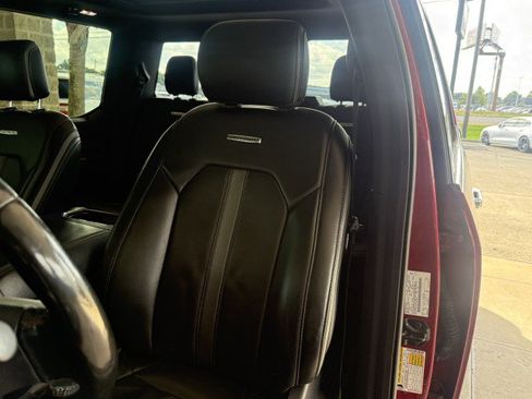 Used 2018 Ford F150 Platinum w/ Equipment Group 701A Luxury AWD/4WD image 19