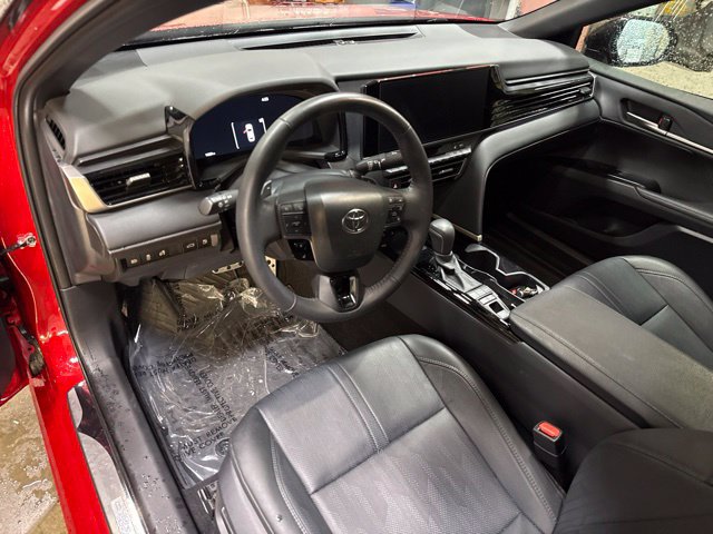 Used 2025 Toyota Camry XSE AWD/4WD image 11