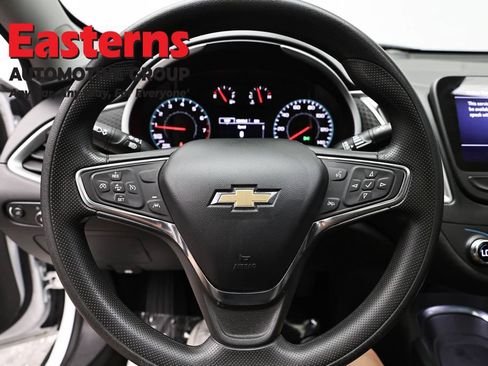 Used 2024 Chevrolet Malibu LT FWD image 10