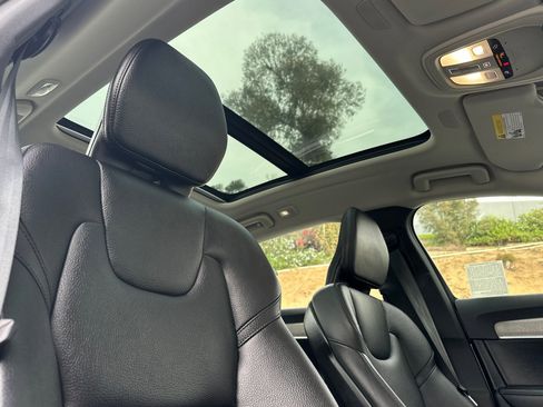 Certified 2023 Volvo S90 B6 Plus w/ Protection Package Premier image 19