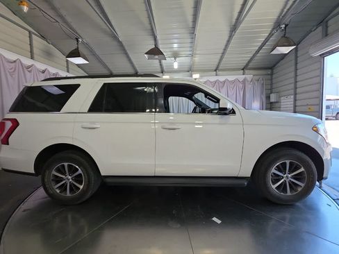 Used 2020 Ford Expedition XLT AWD/4WD image 9