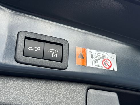 New 2026 Toyota RAV4 SE AWD/4WD image 10