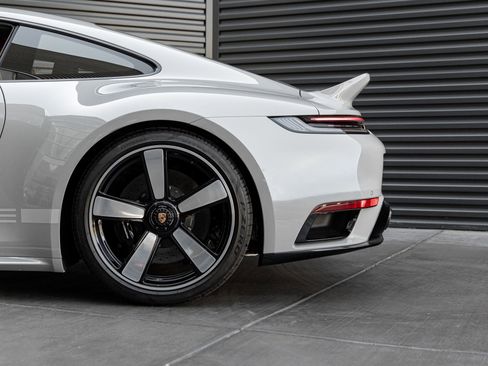 Certified 2023 Porsche 911 Sport Classic RWD image 35