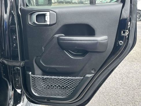 Used 2020 Jeep Gladiator Sport w/ Quick Order Package 24S image 22