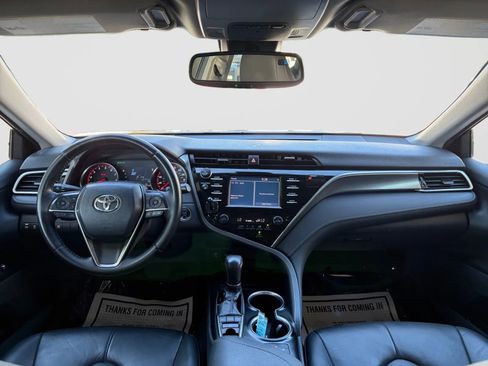 Used 2018 Toyota Camry XSE FWD image 22