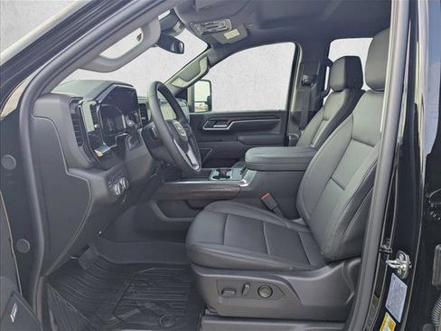 New 2026 GMC Sierra 2500 SLT w/ Texas SLT Premium Package image 4